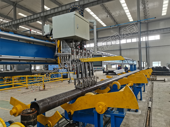 鋼管自動化探傷設備.jpg 鋼管自動化探傷設備.jpg