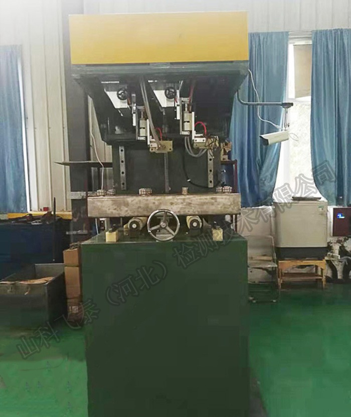 方管超聲波探傷設備1.jpg 方管超聲波探傷設備1.jpg